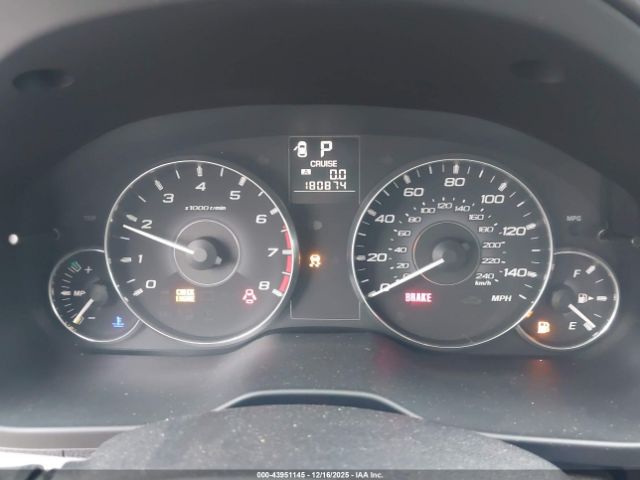 Subaru Legacy 2.5i Image 5