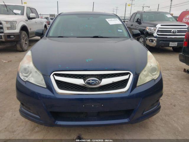 Subaru Legacy 2.5i Image 15