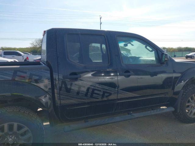 Nissan Frontier Sv Image 9