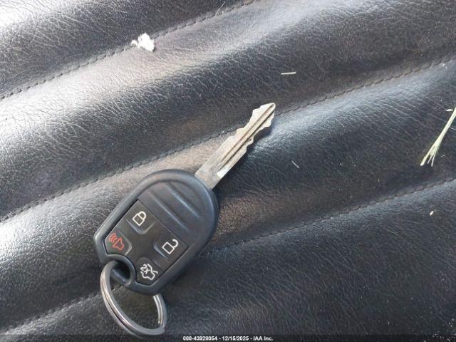 Ford Mustang V6 Image 9