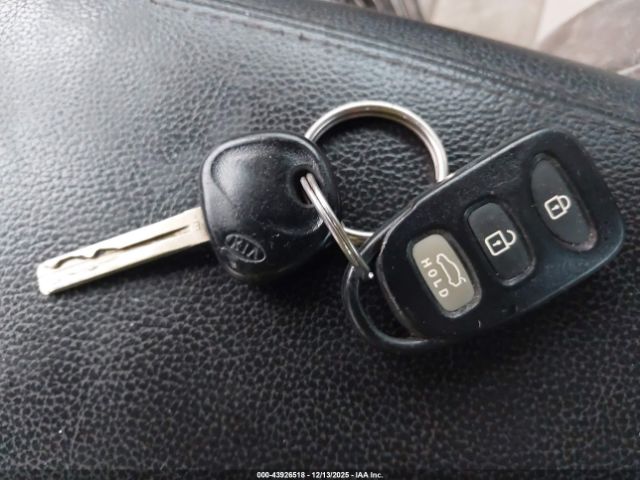 Kia Optima Lx Image 17