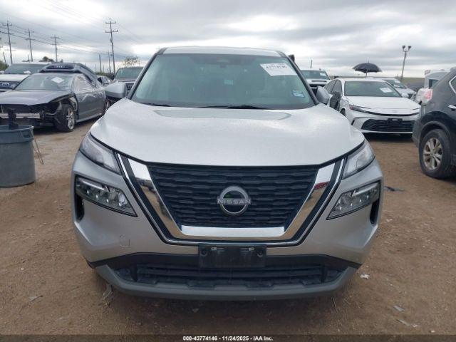 Nissan Rogue Sv Fwd Image 11