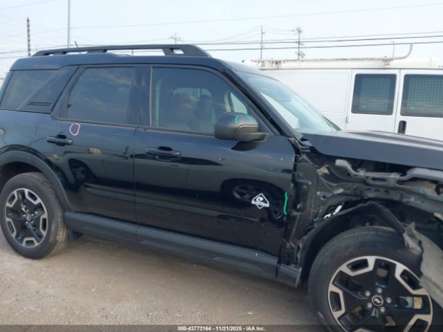 Ford Bronco Outer Banks Image 3