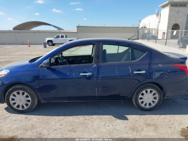 Nissan Versa 1.6 Sv Image 15