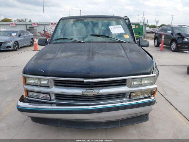 Chevrolet C1500 Fleetside Image 12