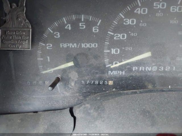 Chevrolet C1500 Fleetside Image 13