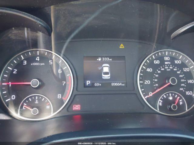 Kia Optima Lx Image 16