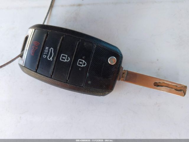 Kia Optima Lx Image 11