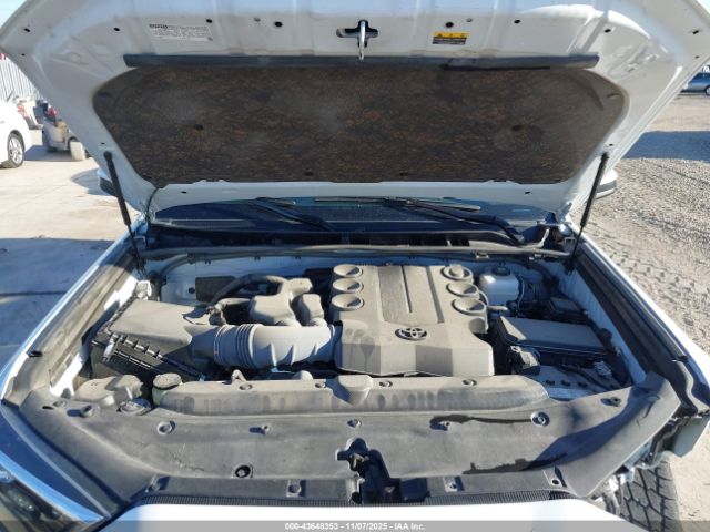 Toyota 4Runner Trd Off Road Image 5