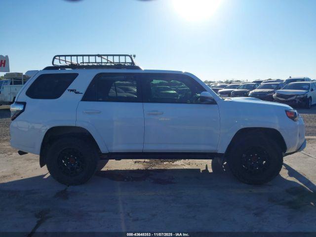 Toyota 4Runner Trd Off Road Image 16