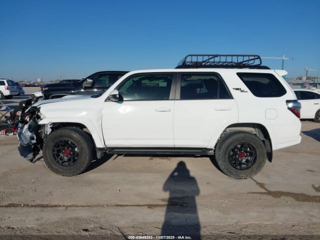 Toyota 4Runner Trd Off Road Image 15