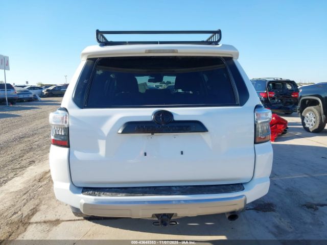 Toyota 4Runner Trd Off Road Image 12