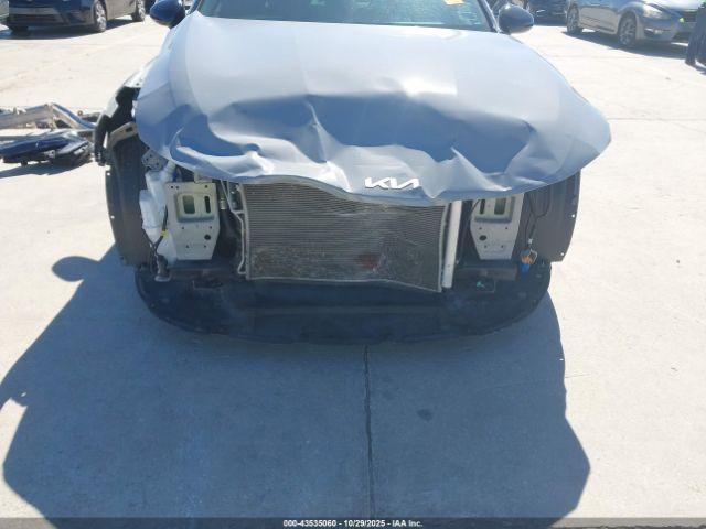 Kia K5 Gt-line Image 9