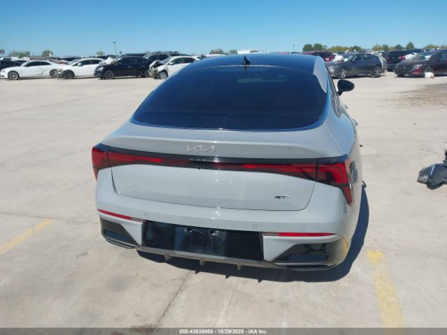 Kia K5 Gt-line Image 12