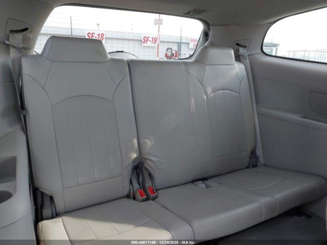 Buick Enclave Leather Image 19