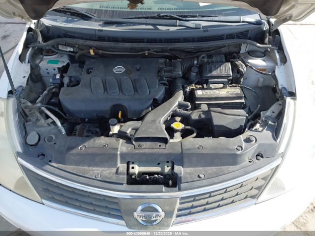 Nissan Versa 1.8s Image 3