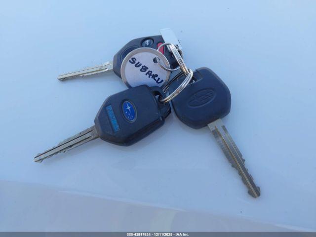 Subaru Crosstrek 2.0i Limited Image 12