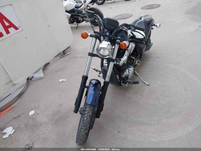 Honda Vt1300 Cx Image 6
