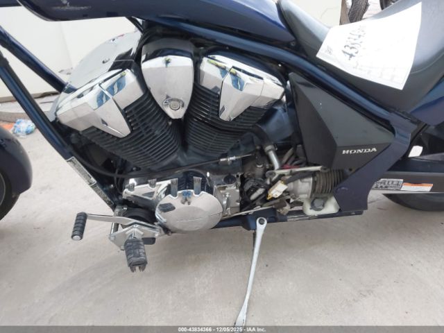 Honda Vt1300 Cx Image 7