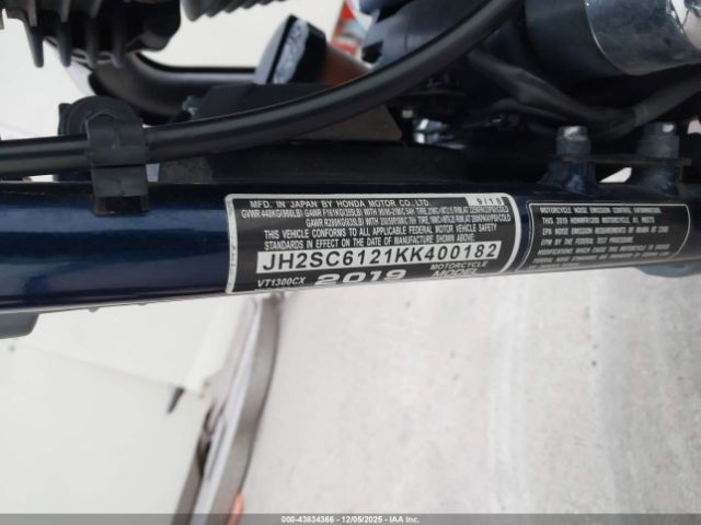 Honda Vt1300 Cx Image 9