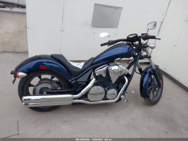 Honda Vt1300 Cx Image 8