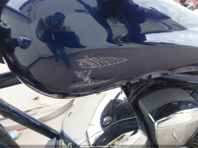 Honda Vt1300 Cx Image 15