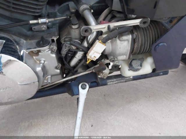 Honda Vt1300 Cx Image 16