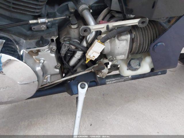 Honda Vt1300 Cx Image 16