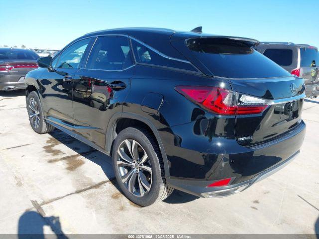 Lexus RX Image 10
