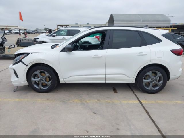 Ford Escape St-line Image 7