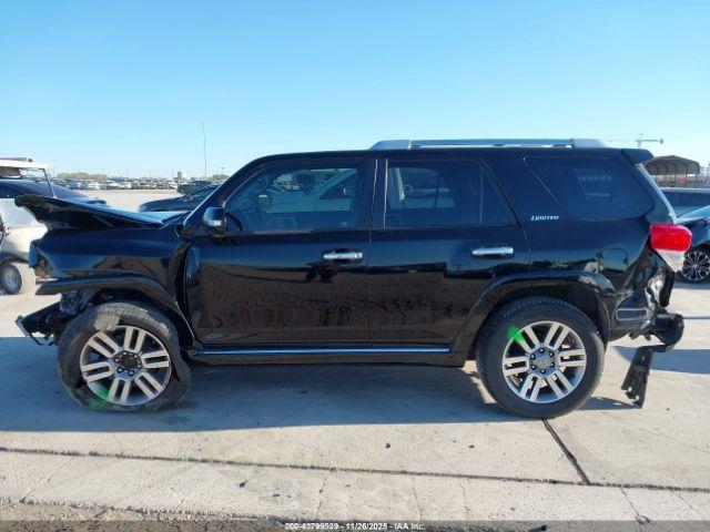 Toyota 4Runner Limited Image 15