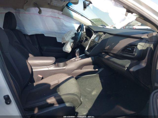 Subaru Outback Premium Image 16