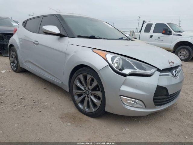  Salvage Hyundai VELOSTER