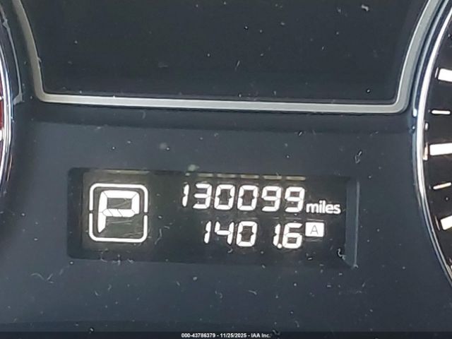 Nissan Pathfinder S Image 16