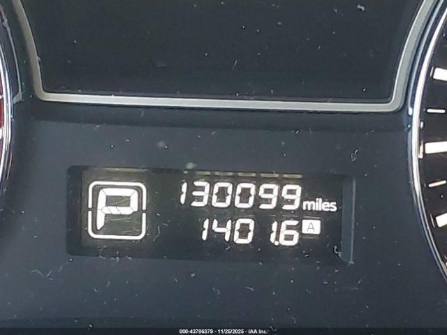 Nissan Pathfinder S Image 16