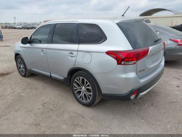 Mitsubishi Outlander Se Image 3