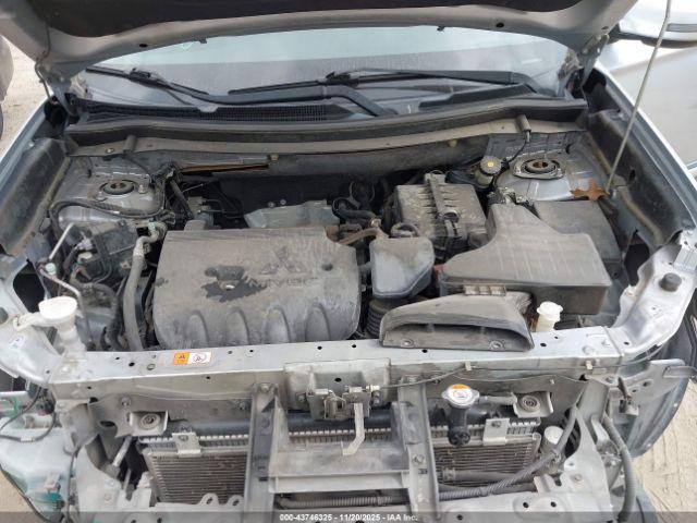 Mitsubishi Outlander Se Image 12