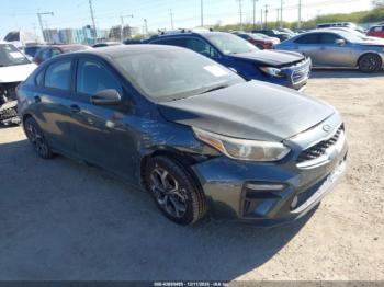  Salvage Kia Forte