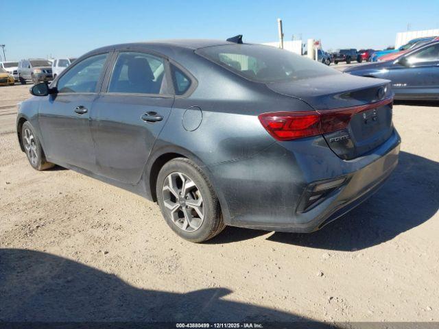 Kia Forte Lxs Image 2