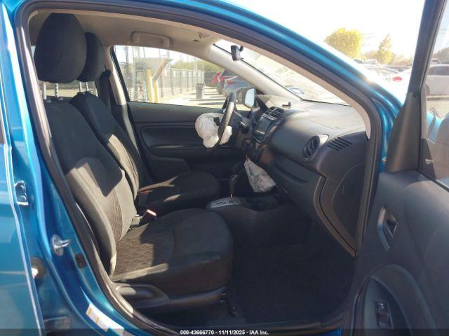 Mitsubishi Mirage Image 12