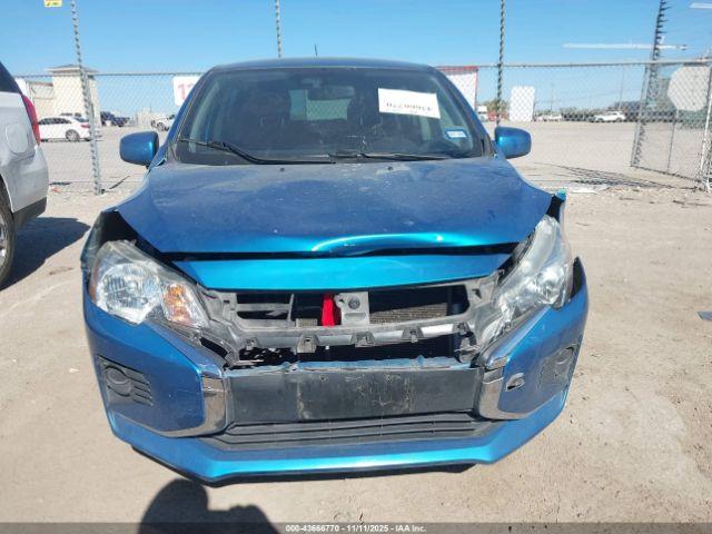 Mitsubishi Mirage Image 8