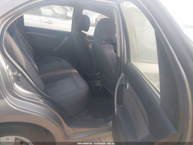 Chevrolet Aveo Lt Image 5