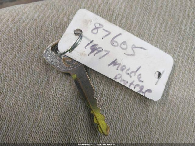 Mazda Protege Image 4