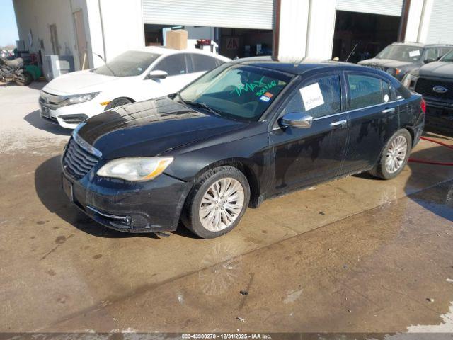 Chrysler 200 Limited Image 4