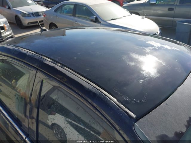 Chrysler 200 Limited Image 10