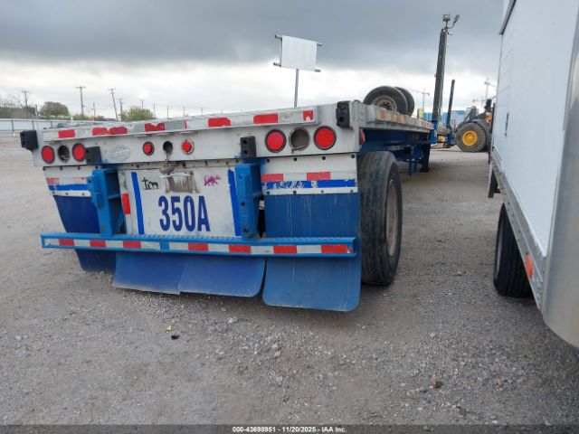 Utility Trailer Mfg Flat Bed Image 10