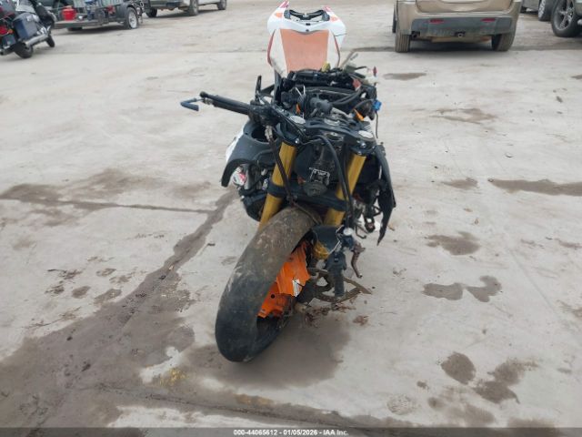 Honda Cbr1000 Rr Image 10