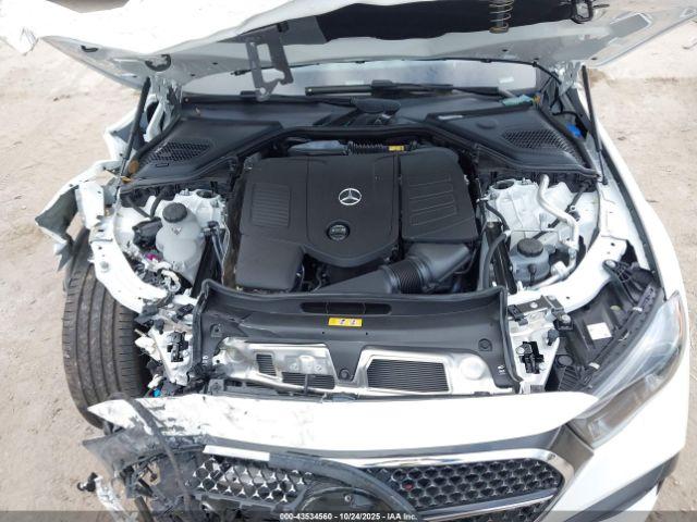 Mercedes-Benz E-Class Image 15