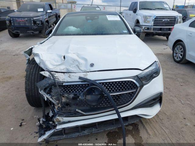 Mercedes-Benz E-Class Image 8